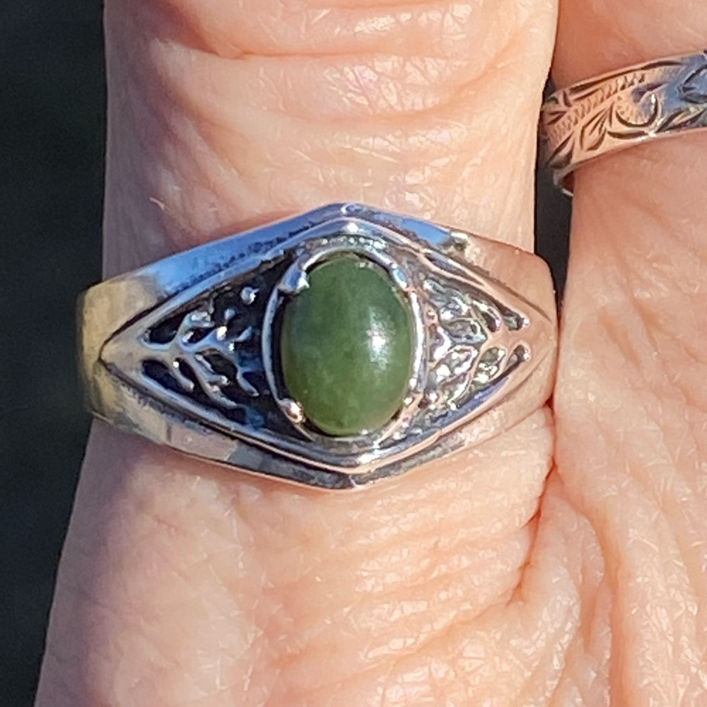 Celtic Tree of Life Ring .925 Sterling Silver w/ Genuine Jade gem made in USA - Picture 6 of 14